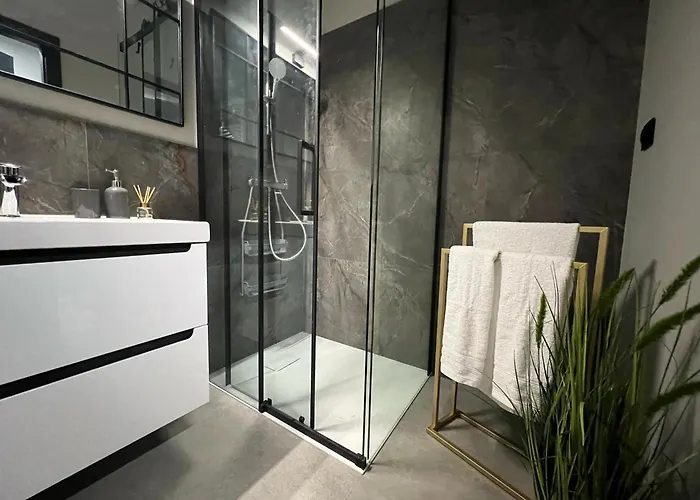 Apartment Z Widokiem Na 16 Pietrze